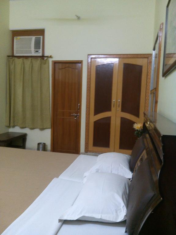 סוואי מדופור Ranthambhore Tiger Home חדר תמונה